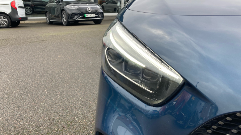 Mercedes-Benz B-Class B220d AMG Line Premium Plus 5dr Auto Diesel Hatchback